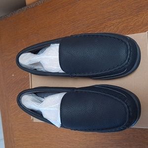 Women's My Slippers Black Leather Size 8